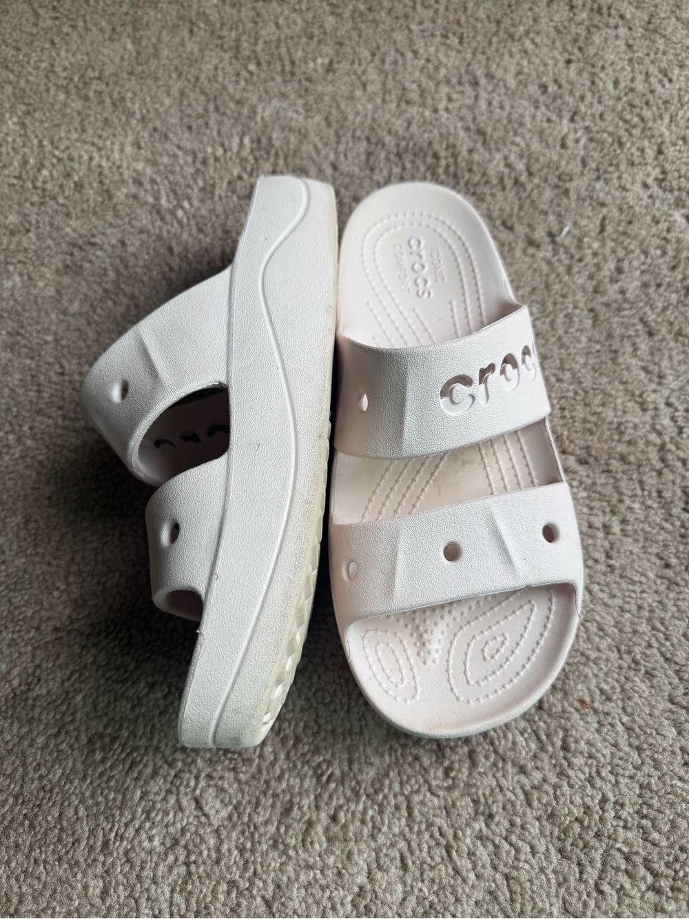 Crocs pale pink platform slides 8 - Picture 2 of 5